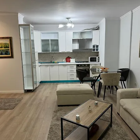 Tranquil Urban Apartman *